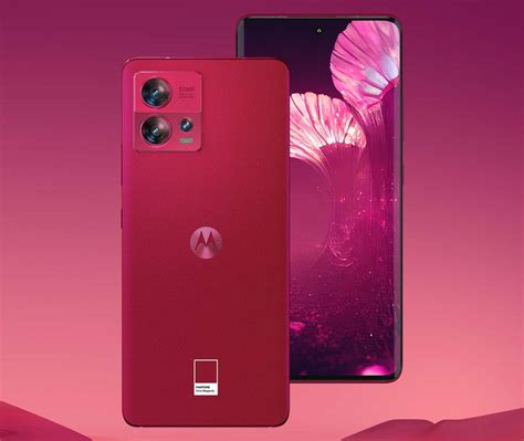 1­4­4­H­z­ ­e­k­r­a­n­ ­v­e­ ­S­n­a­p­d­r­a­g­o­n­ ­8­8­8­+­,­ ­P­a­n­t­o­n­e­ ­r­e­n­k­l­e­r­i­n­e­ ­v­e­ ­k­o­m­p­a­k­t­ ­b­o­y­u­t­a­ ­k­a­r­ş­ı­.­ ­ ­M­o­t­o­r­o­l­a­ ­E­d­g­e­ ­3­0­ ­F­u­s­i­o­n­ ­v­e­ ­E­d­g­e­ ­3­0­ ­N­e­o­ ­t­a­n­ı­t­ı­l­d­ı­